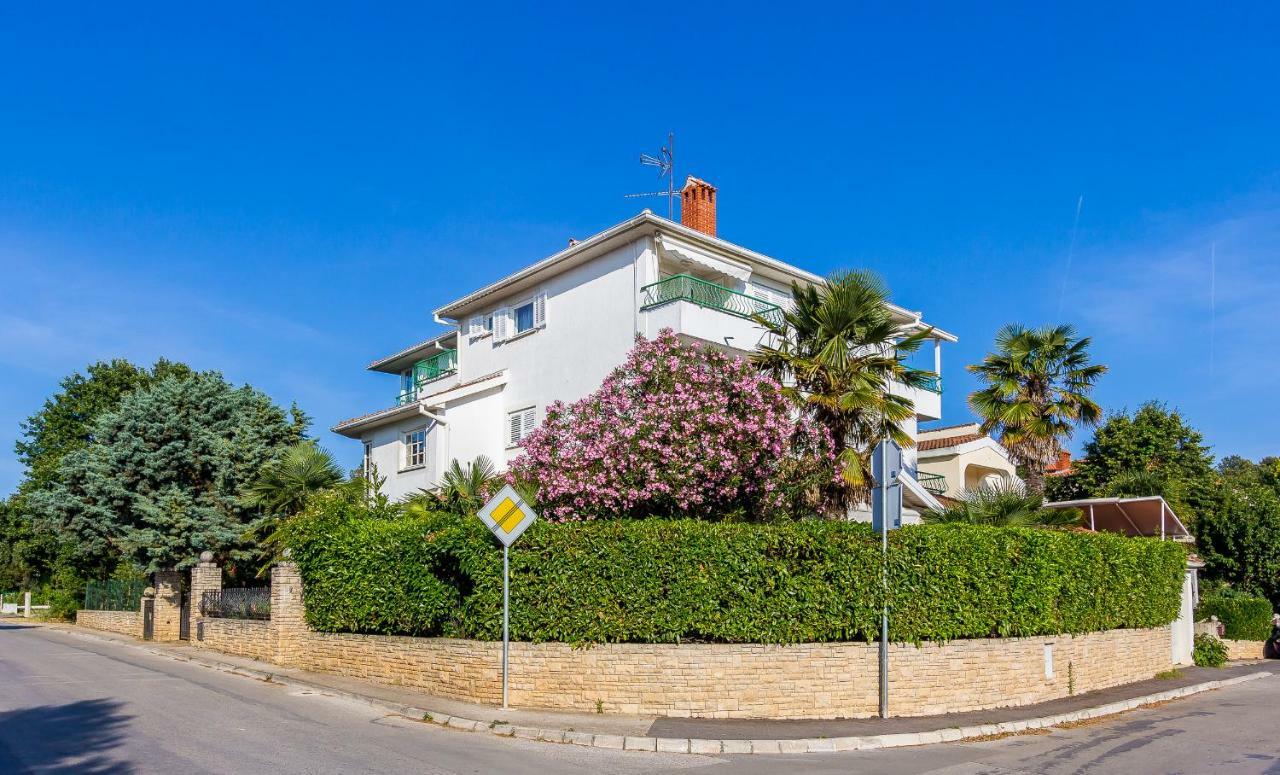 Apartments Zanetti 2 Pula Luaran gambar